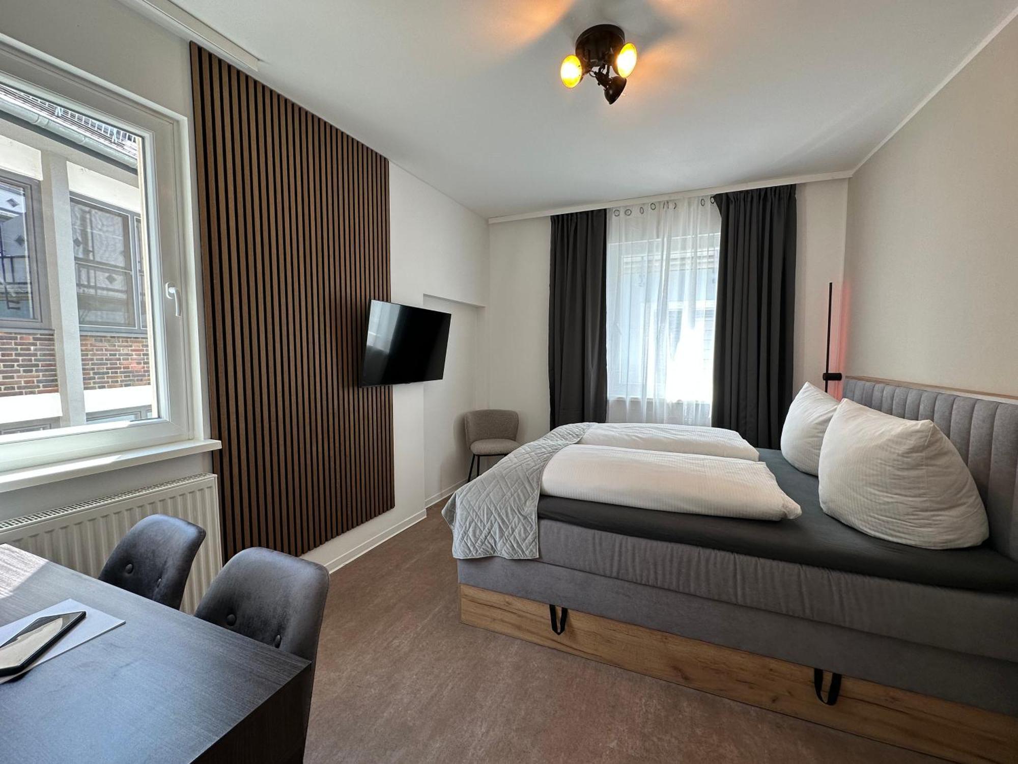 Hotel Emilia 维尔茨堡 外观 照片