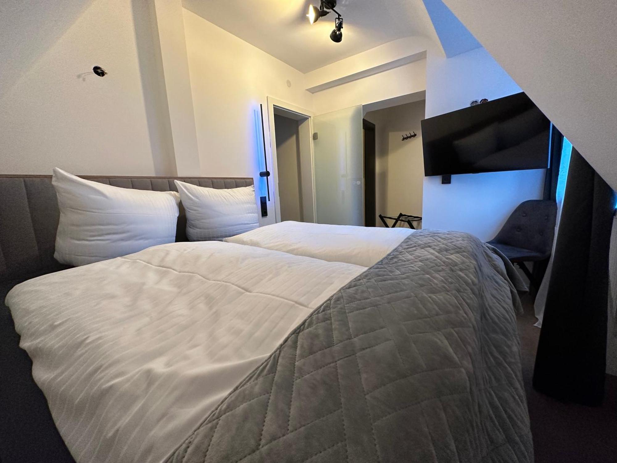 Hotel Emilia 维尔茨堡 外观 照片