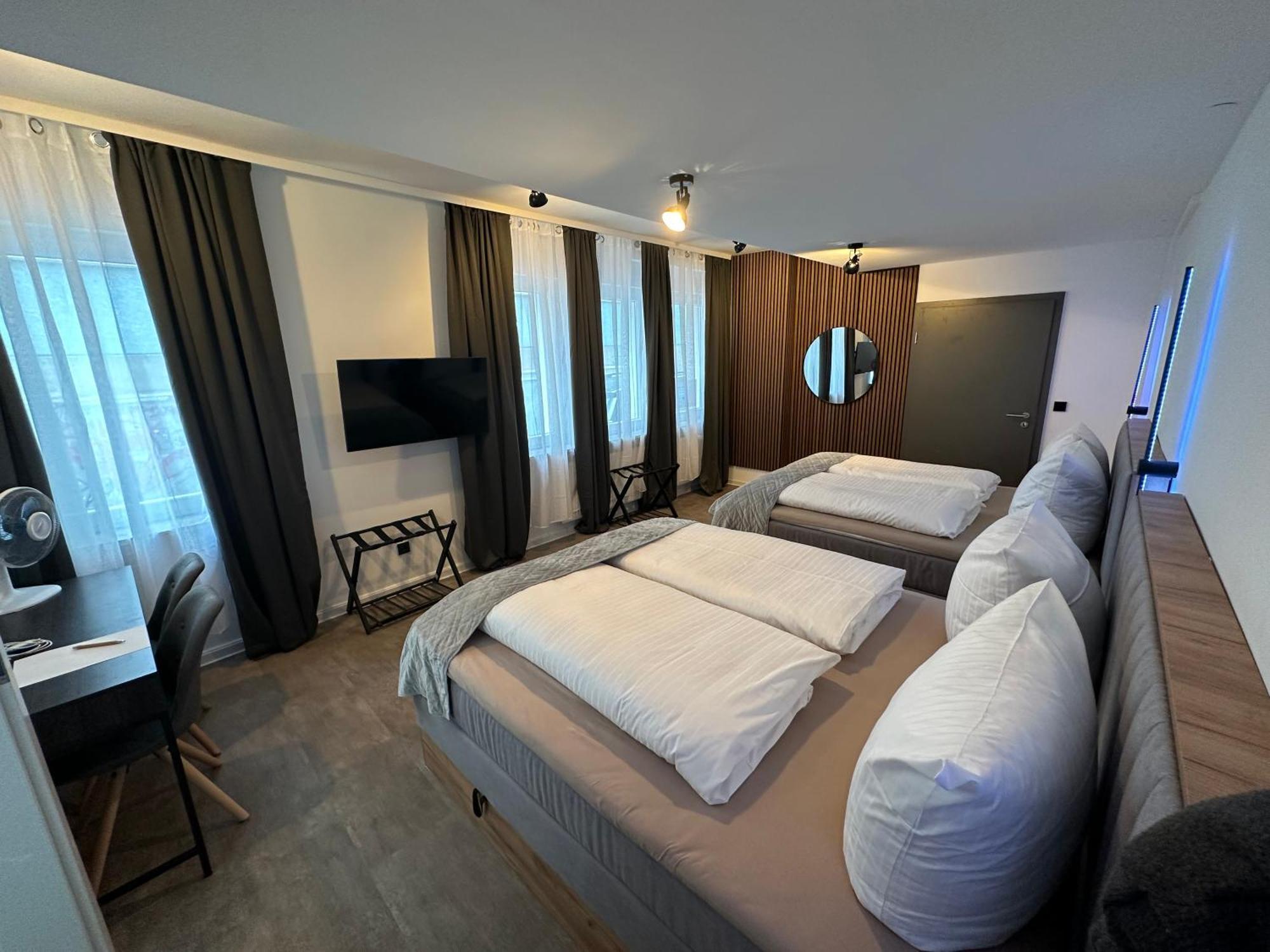 Hotel Emilia 维尔茨堡 外观 照片