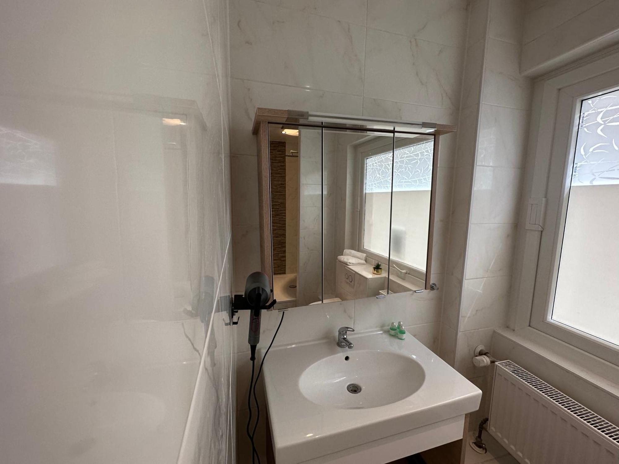 Hotel Emilia 维尔茨堡 外观 照片